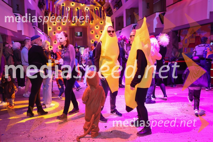 Pustovanje v Festivalni dvorani 2025, sobota