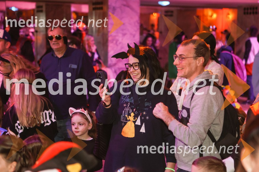 Pustovanje v Festivalni dvorani 2025, sobota