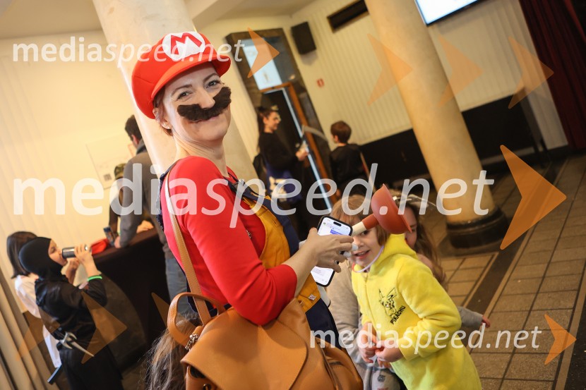 Pustovanje v Festivalni dvorani 2025, sobota