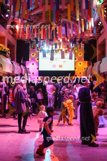 Pustovanje v Festivalni dvorani 2025, sobota