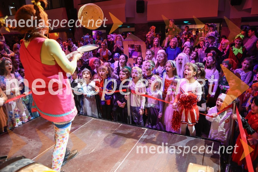 Pustovanje v Festivalni dvorani 2025, sobota