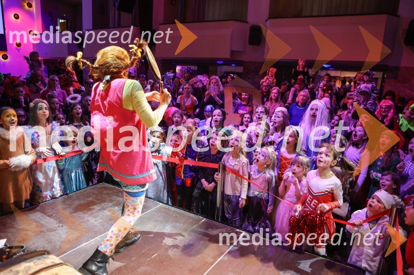 Pustovanje v Festivalni dvorani 2025, sobota