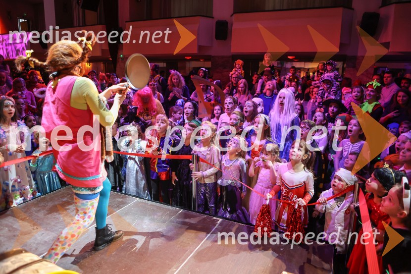 Pustovanje v Festivalni dvorani 2025, sobota