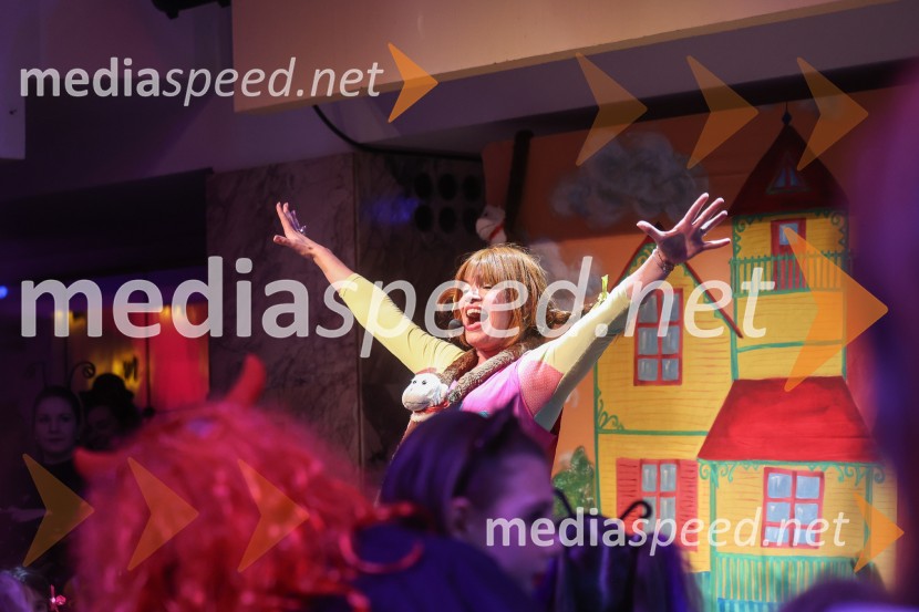 Pustovanje v Festivalni dvorani 2025, sobota