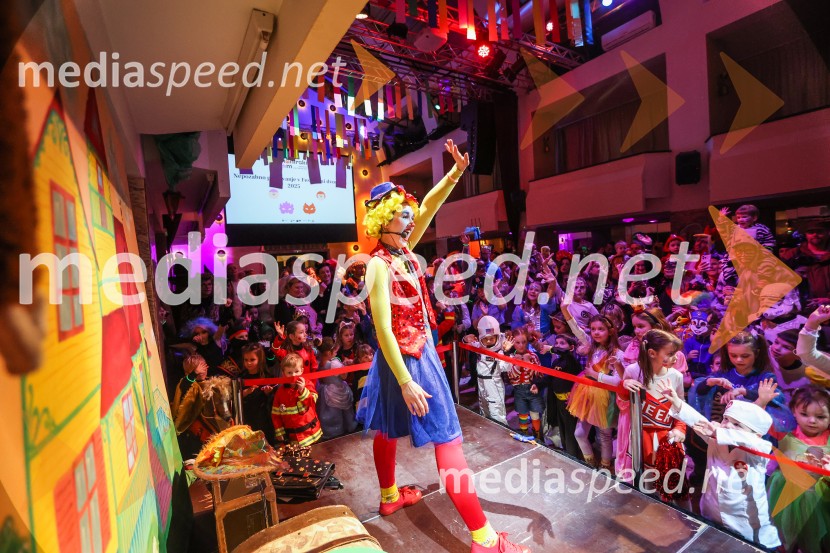 Pustovanje v Festivalni dvorani 2025, sobota