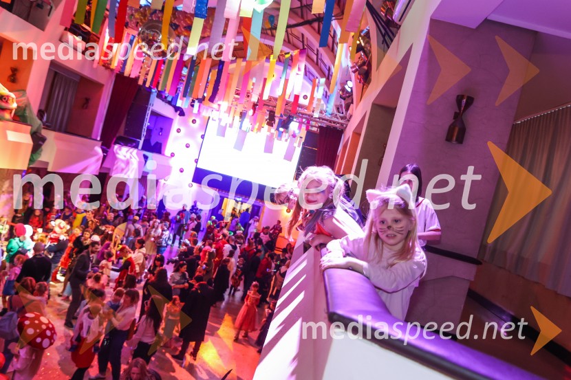 Pustovanje v Festivalni dvorani 2025, sobota