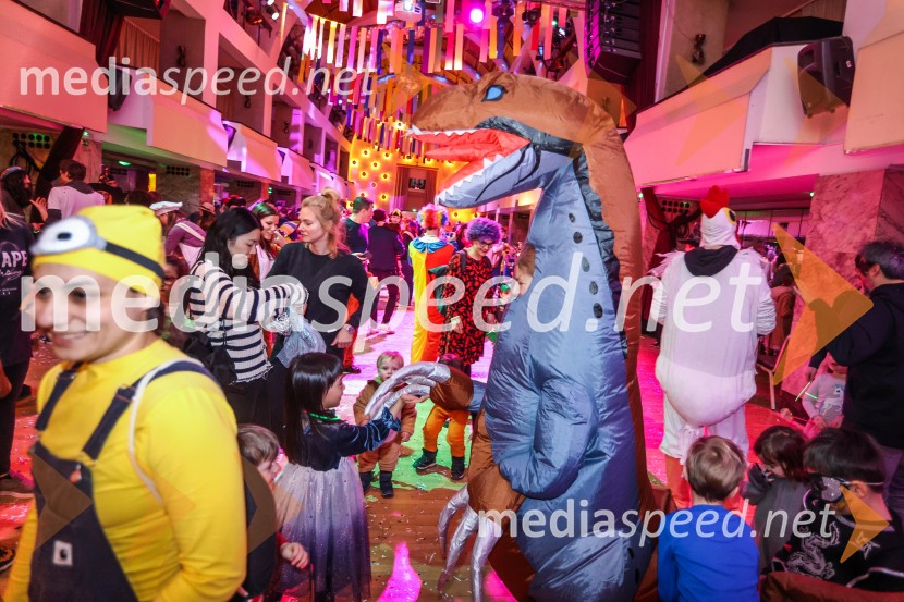 Pustovanje v Festivalni dvorani 2025, sobota