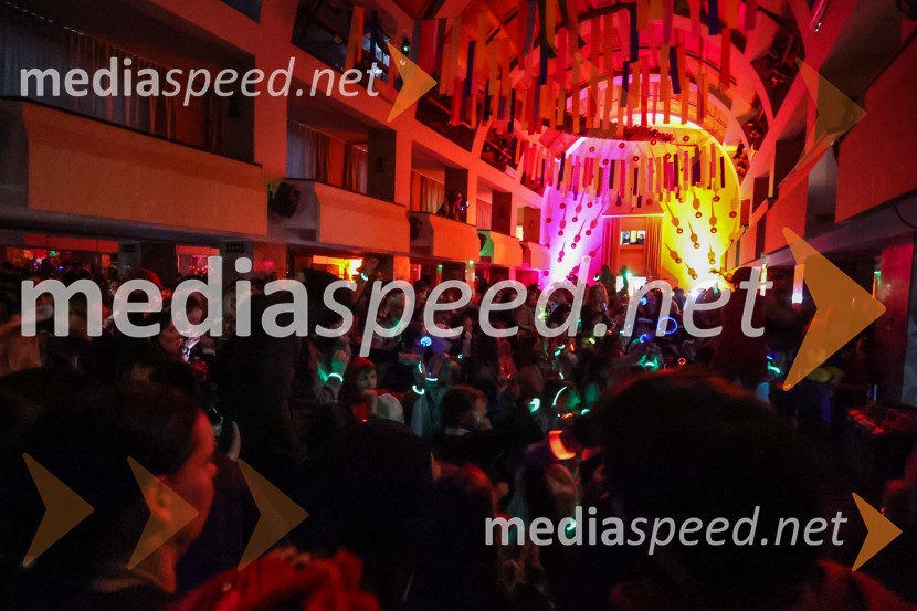 Pustovanje v Festivalni dvorani 2025, sobota