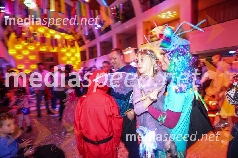 Pustovanje v Festivalni dvorani 2025, sobota