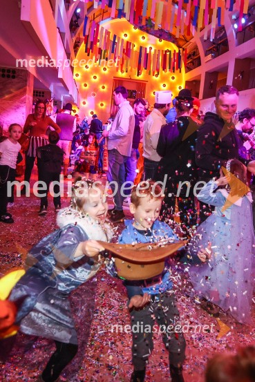 Pustovanje v Festivalni dvorani 2025, sobota