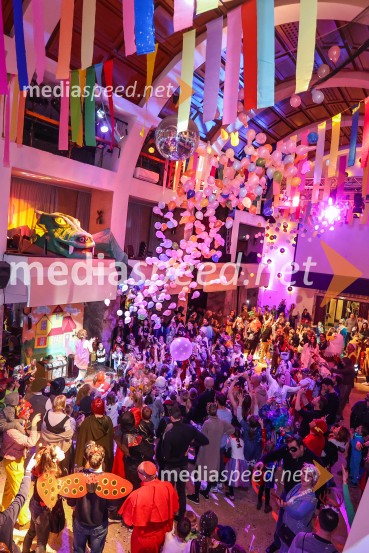 Pustovanje v Festivalni dvorani 2025, sobota