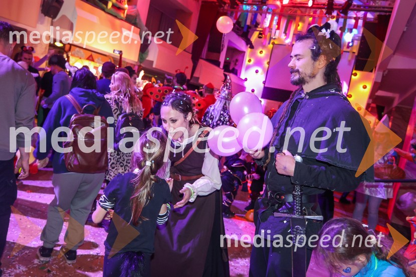 Pustovanje v Festivalni dvorani 2025, sobota