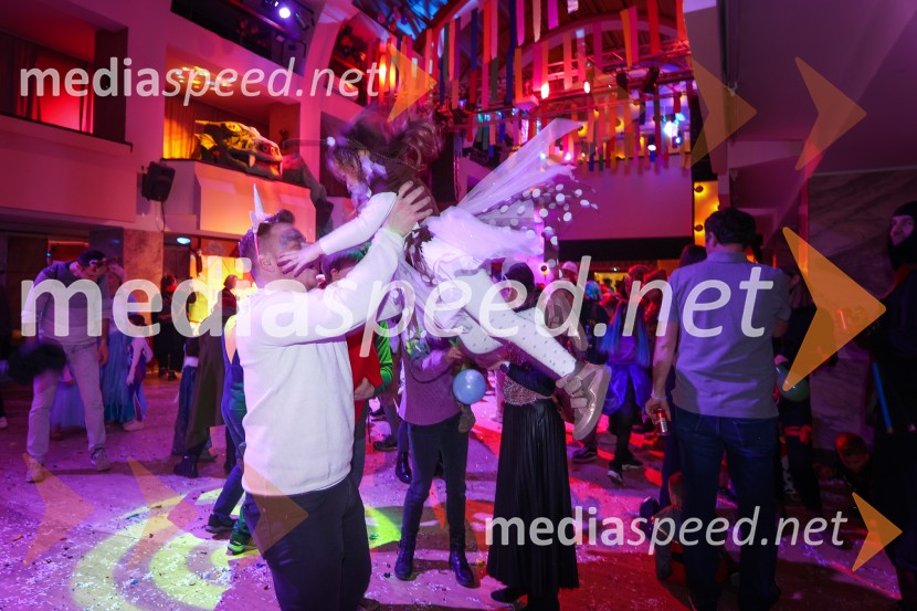 Pustovanje v Festivalni dvorani 2025, sobota