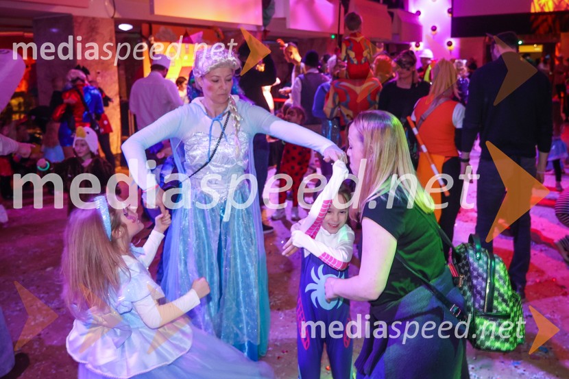 Pustovanje v Festivalni dvorani 2025, sobota