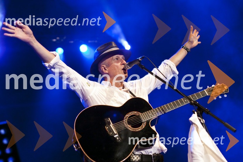 Vlado Kreslin, glasbenikVlado Kreslin z gosti, koncert v Križankah