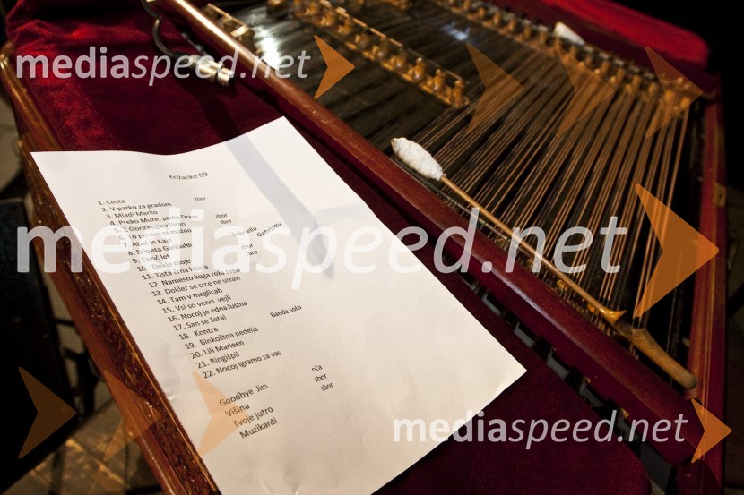 Setlista koncerta Vlada Kreslina z gosti v ljubljanskih KrižankahVlado Kreslin z gosti, koncert v Križankah