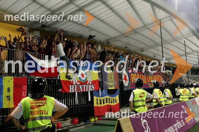 Navijači Sparte na tekmi med NK Maribor - NK Sparta PragaNogometna tekma NK Maribor - NK Sparta Praga, kvalifikacije za ligo Europa