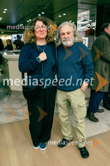  ... ;  Miha Hočevar, režiser in scenaristKaj ti je deklica, premiera filma scenaristke in režiserke Urške Djukić