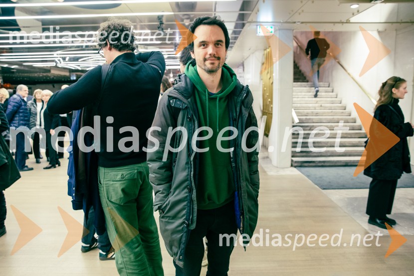  Luka Marčetić, igralec, režiser in scenaristKaj ti je deklica, premiera filma scenaristke in režiserke Urške Djukić