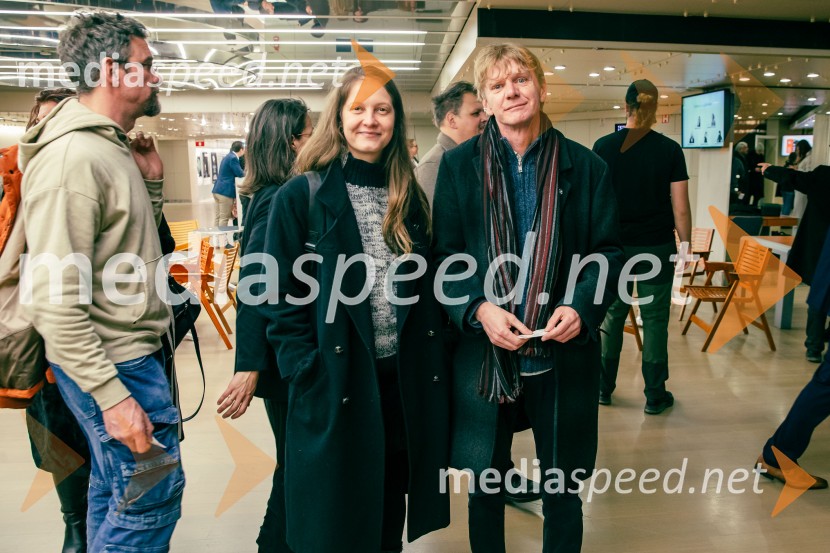  Barbara Drmota, kostumografka;  ... Kaj ti je deklica, premiera filma scenaristke in režiserke Urške Djukić