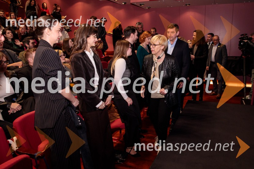 dr. Nataša Pirc Musar, predsednica Republike SlovenijeKaj ti je deklica, premiera filma scenaristke in režiserke Urške Djukić