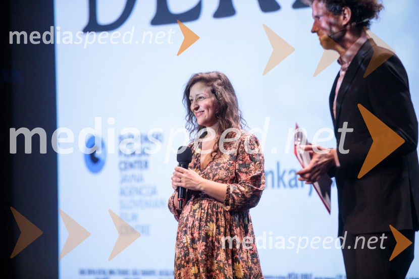  Urška Djukić, režiserkaKaj ti je deklica, premiera filma scenaristke in režiserke Urške Djukić