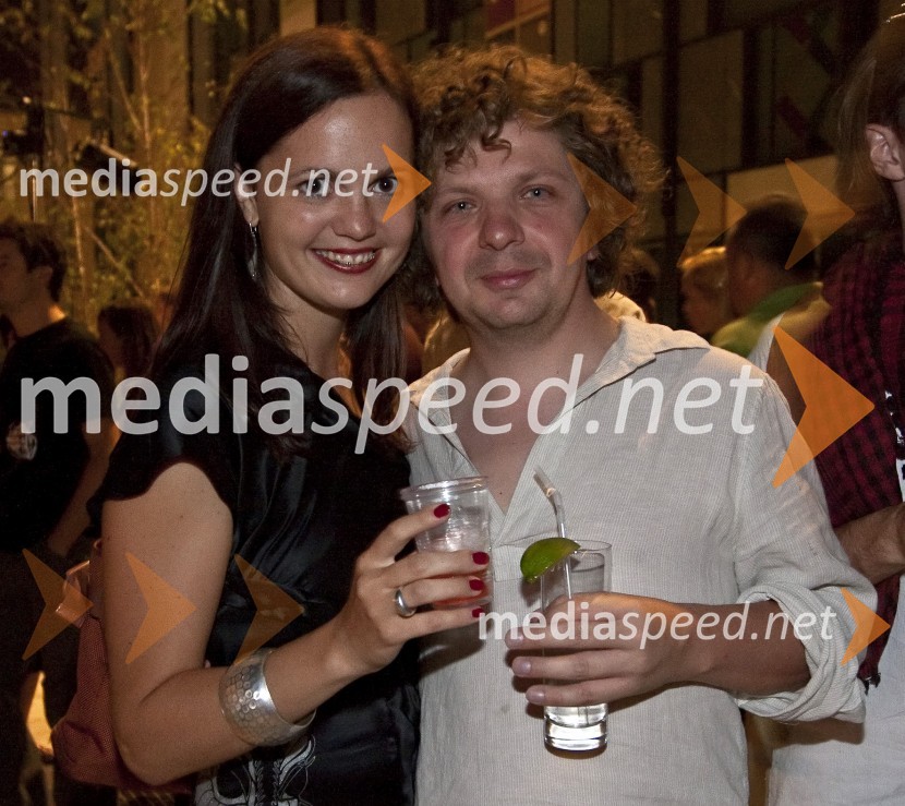 Tamara Bračič Vidmar, služba za stike z javnostmi Festivala Mladi levi in Tomaž Latin, režiserOtvoritev festivala Mladi levi 2009