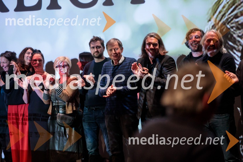 Kaj ti je deklica, premiera filma scenaristke in režiserke Urške Djukić