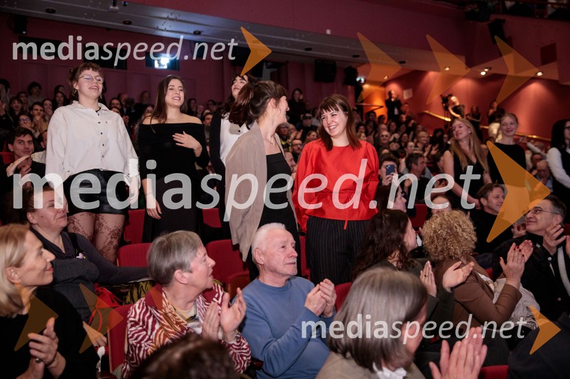 Kaj ti je deklica, premiera filma scenaristke in režiserke Urške Djukić