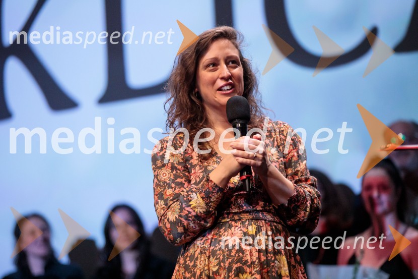  Urška Djukić, režiserkaKaj ti je deklica, premiera filma scenaristke in režiserke Urške Djukić