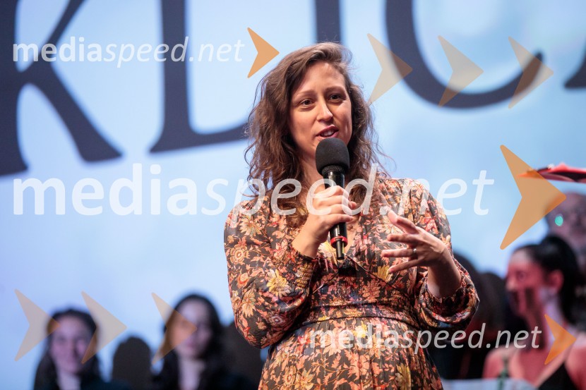  Urška Djukić, režiserkaKaj ti je deklica, premiera filma scenaristke in režiserke Urške Djukić