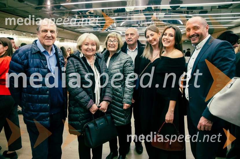 Kaj ti je deklica, premiera filma scenaristke in režiserke Urške Djukić