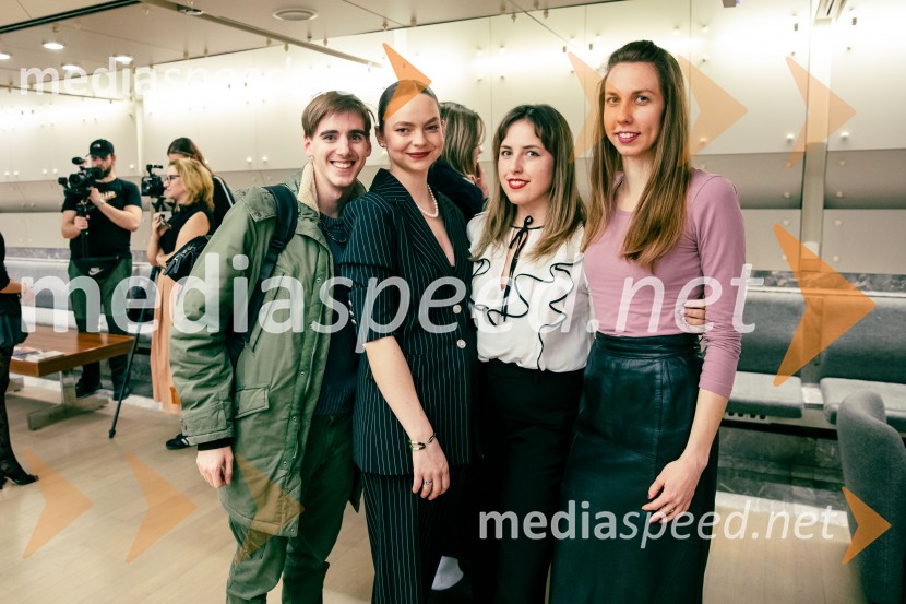  Tilen Oblak, asistent dramaturginje;  Mina Švajger, igralka;  ... ;  Nina  Kuclar Stiković, dramaturginjaKaj ti je deklica, premiera filma scenaristke in režiserke Urške Djukić