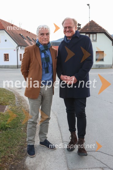  ... ;  Janez  Škrabec, direktor Riko d.o.o.Iskrivo v živo: dr. Dimitrij Rupel gost v skednju Škrabčeve domačije