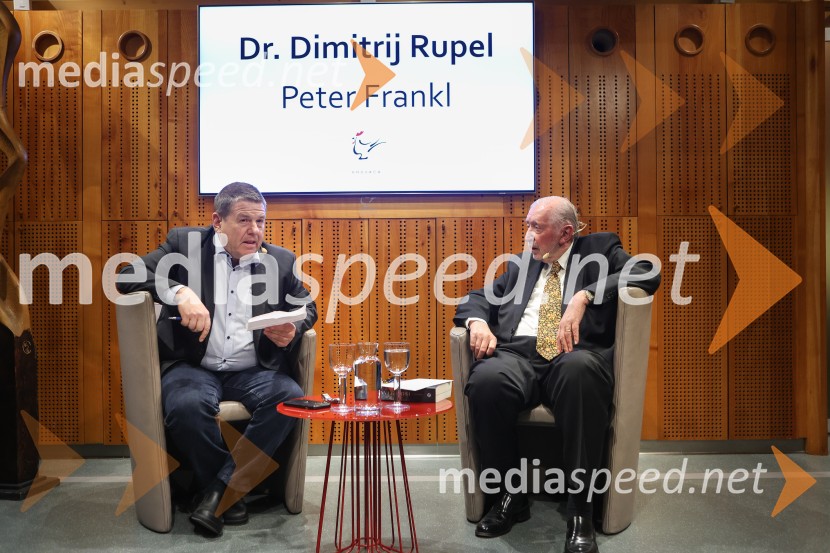  Peter  Frankl, glavni urednik in direktor Časnika Finance;  Dimitrij Rupel, politikIskrivo v živo: dr. Dimitrij Rupel gost v skednju Škrabčeve domačije