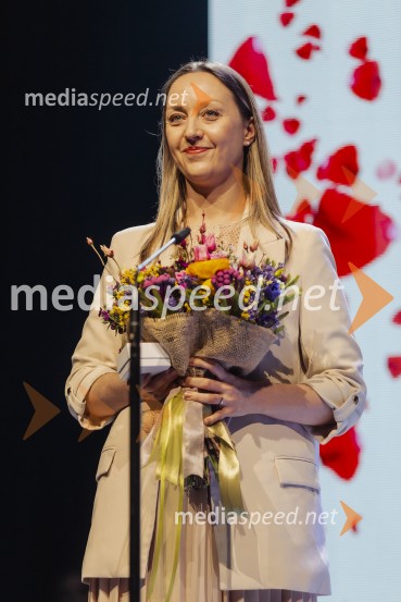  Špela Miroševič,  psihoterapevtka in biopsihologinjaOna 365 za leto 2024 je Špela Miroševič