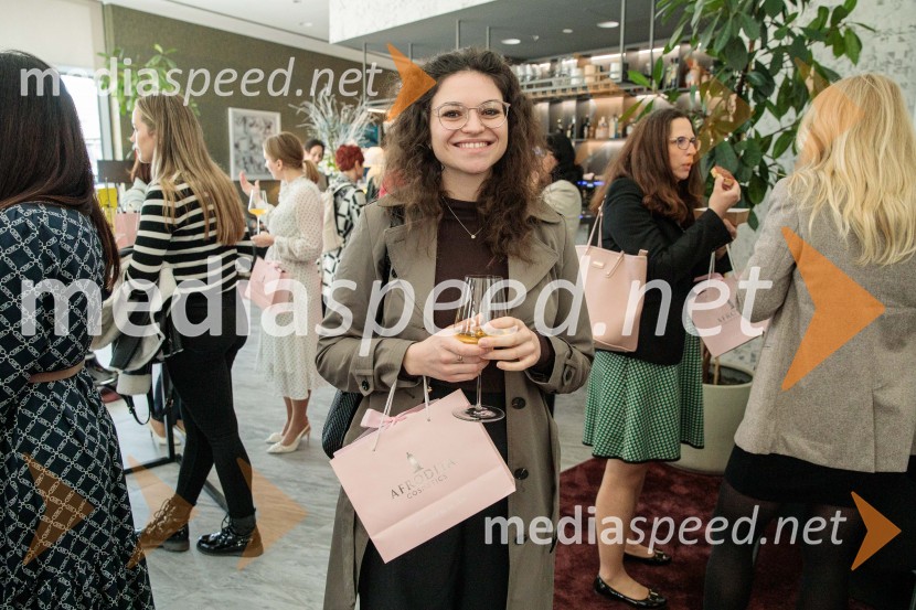 Umetnost vodenja: pogledi uspešnih managerk