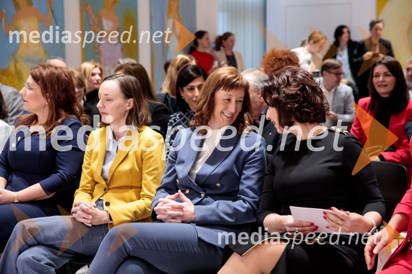  Meta Lahne, predsednica uprave, Merkur Zavarovalnica;  Melita Rajgelj Ozebek, Generali Investments;  Mirjana Dimc PerkoUmetnost vodenja: pogledi uspešnih managerk