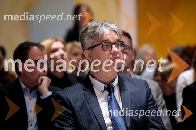  Goran Novković, svetovalec generalnega direktorja GZSUmetnost vodenja: pogledi uspešnih managerk