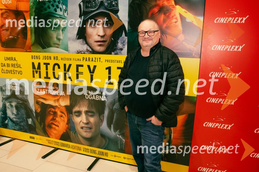  Aleš DolinarMickey 17, premiera filma v Cineplexx Ljubljana
