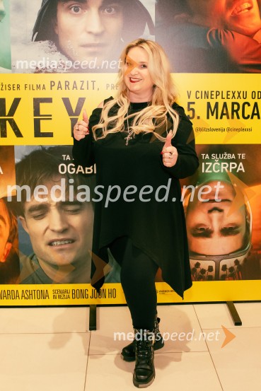  Aleksandra PopovićMickey 17, premiera filma v Cineplexx Ljubljana