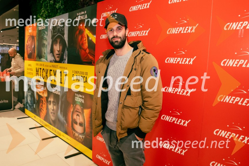  Luka Švigelj, snemalec in fotografMickey 17, premiera filma v Cineplexx Ljubljana
