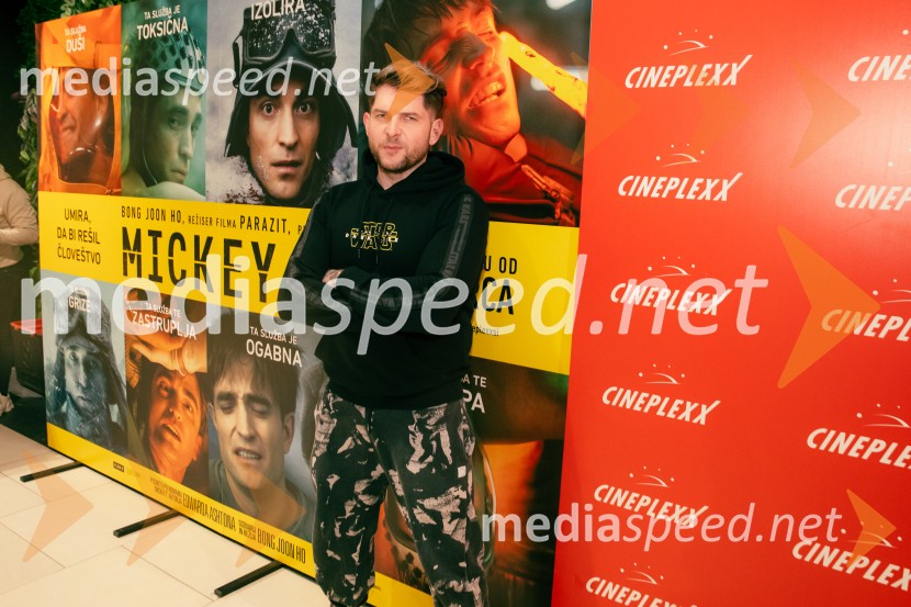  Klemen Bunderla, radijski voditelj, radio AktualMickey 17, premiera filma v Cineplexx Ljubljana