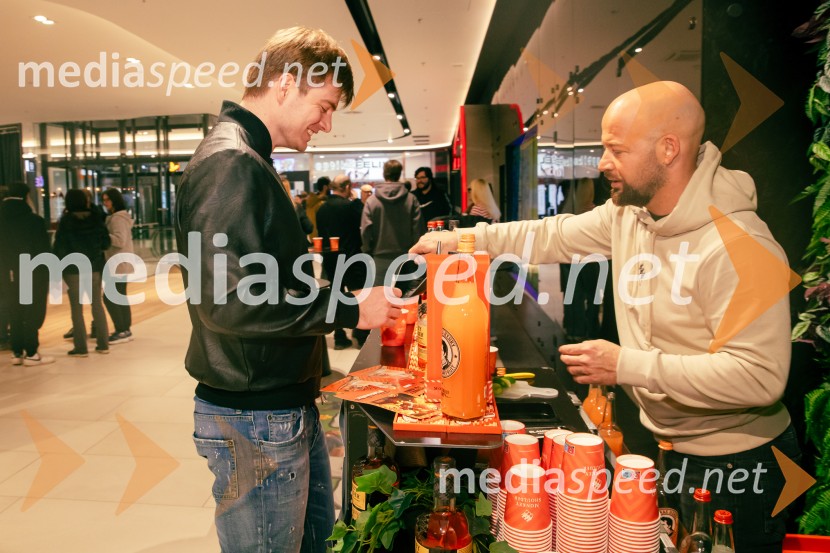   Blaž Kričej Režek, Sanjski moški 2022;  ... Mickey 17, premiera filma v Cineplexx Ljubljana