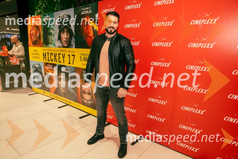  Challe Salle, glasbenik, raperMickey 17, premiera filma v Cineplexx Ljubljana