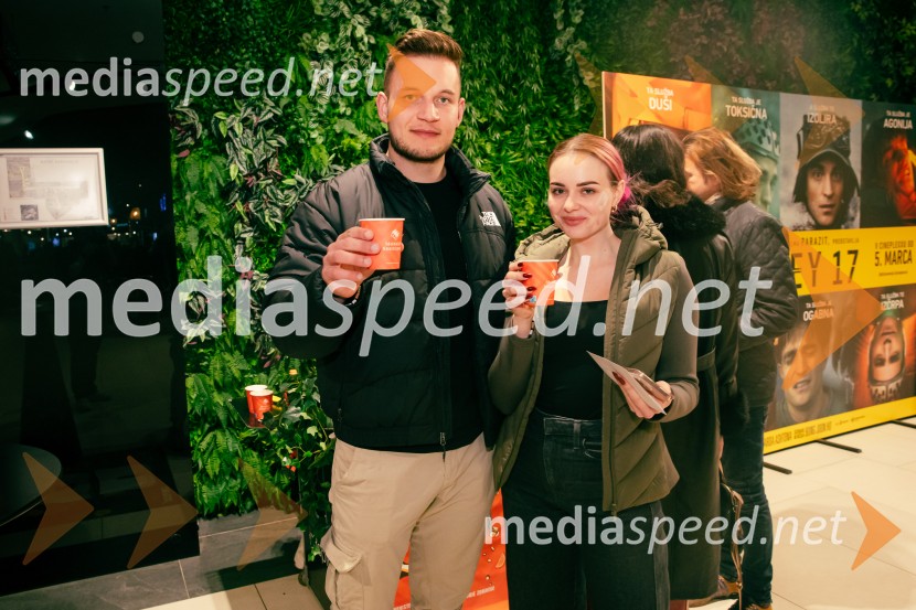  Andrej Pavličević, osebni trener in ustvarjalec vsebin;  Gaja Hribernik, ustvarjalka vsebin, osebna trenerkaMickey 17, premiera filma v Cineplexx Ljubljana