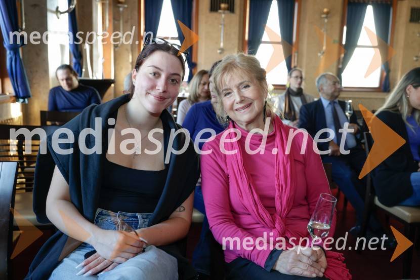 Vloga žensk v diplomaciji, gospodarstvu, kulturi in športu: prihodnost enakih priložnosti, okrogla miza