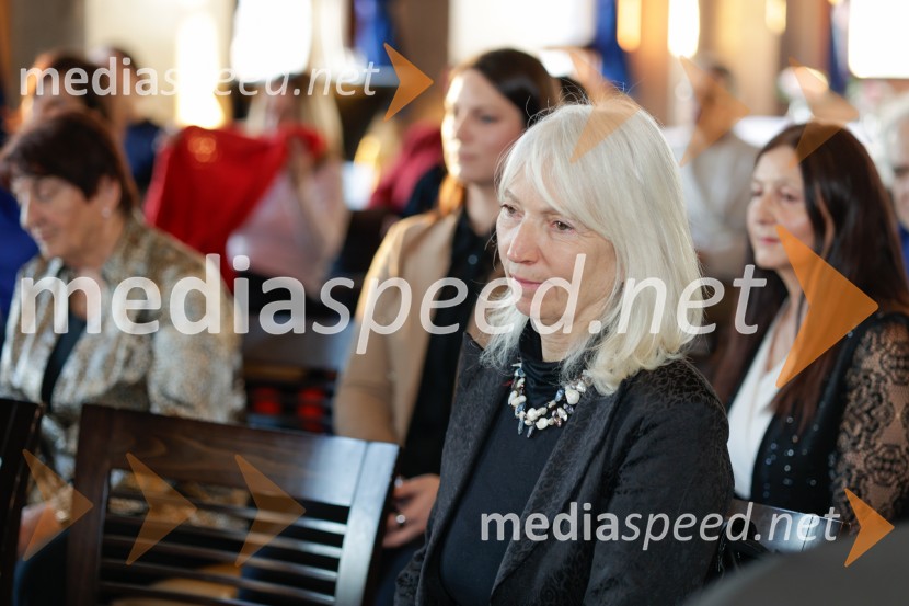 Vloga žensk v diplomaciji, gospodarstvu, kulturi in športu: prihodnost enakih priložnosti, okrogla miza