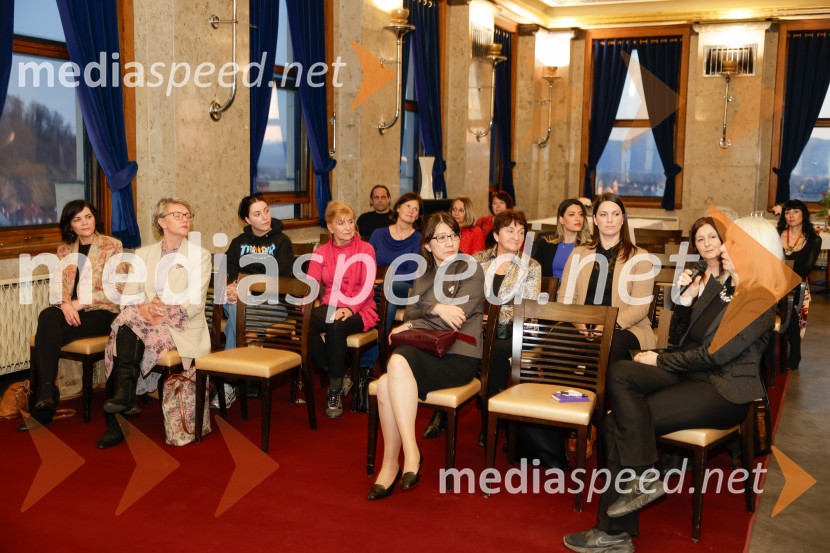 Vloga žensk v diplomaciji, gospodarstvu, kulturi in športu: prihodnost enakih priložnosti, okrogla miza