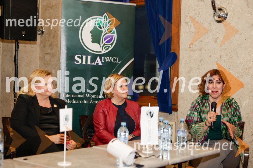 Vloga žensk v diplomaciji, gospodarstvu, kulturi in športu: prihodnost enakih priložnosti, okrogla miza